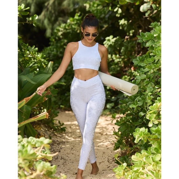 Kenny Flowers The Santorini White Floral Jacquard Sports Bra 7/8 Legging Size L - Picture 12 of 12